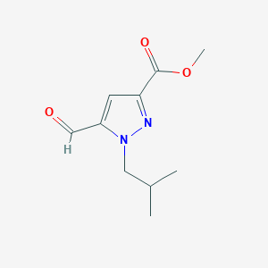 molecular formula C10H14N2O3 B2917651 Methyl 5-formyl-1-(2-methylpropyl)-1H-pyrazole-3-carboxylate CAS No. 1823421-99-3