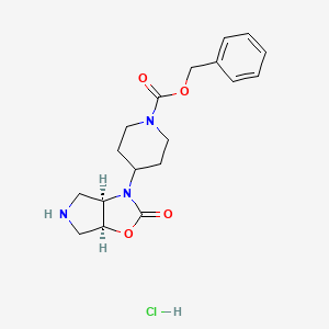 molecular formula C18H24ClN3O4 B2921306 benzyl 4-[(3aR,6aS)-2-oxo-hexahydro-2H-pyrrolo[3,4-d][1,3]oxazol-3-yl]piperidine-1-carboxylate hydrochloride CAS No. 2044705-86-2