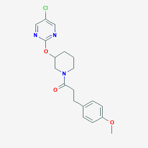 1-(3-((5-Chloropyrimidin-2-yl)oxy)piperidin-1-yl)-3-(4-methoxyphenyl)propan-1-one