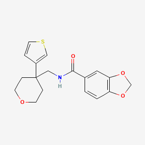 B2923046 N-((4-(thiophen-3-yl)tetrahydro-2H-pyran-4-yl)methyl)benzo[d][1,3]dioxole-5-carboxamide CAS No. 2319837-54-0