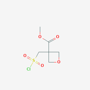 molecular formula C6H9ClO5S B2923236 Methyl 3-[(chlorosulfonyl)methyl]oxetane-3-carboxylate CAS No. 1955519-75-1