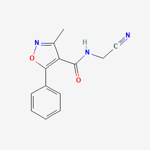 molecular formula C13H11N3O2 B2923272 N-(Cyanomethyl)-3-methyl-5-phenyl-1,2-oxazole-4-carboxamide CAS No. 2249592-82-1