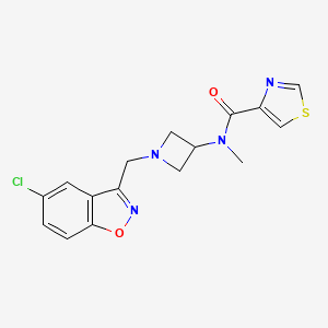molecular formula C16H15ClN4O2S B2926341 N-{1-[(5-chloro-1,2-benzoxazol-3-yl)methyl]azetidin-3-yl}-N-methyl-1,3-thiazole-4-carboxamide CAS No. 2380086-79-1