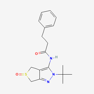 molecular formula C18H23N3O2S B2928738 N-{2-tert-butyl-5-oxo-2H,4H,6H-5lambda4-thieno[3,4-c]pyrazol-3-yl}-3-phenylpropanamide CAS No. 1007192-40-6