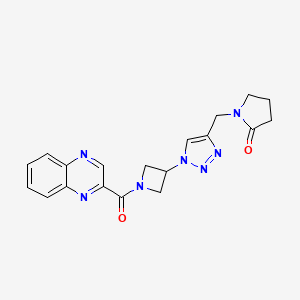 1-((1-(1-(quinoxaline-2-carbonyl)azetidin-3-yl)-1H-1,2,3-triazol-4-yl)methyl)pyrrolidin-2-one