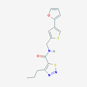 molecular formula C15H15N3O2S2 B2934243 N-{[4-(furan-2-yl)thiophen-2-yl]methyl}-4-propyl-1,2,3-thiadiazole-5-carboxamide CAS No. 2379972-39-9