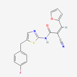 molecular formula C18H12FN3O2S B2934642 (Z)-2-cyano-N-(5-(4-fluorobenzyl)thiazol-2-yl)-3-(furan-2-yl)acrylamide CAS No. 469870-79-9