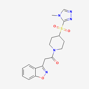 molecular formula C17H19N5O4S B2938476 2-(1,2-benzoxazol-3-yl)-1-{4-[(4-methyl-4H-1,2,4-triazol-3-yl)sulfonyl]piperidin-1-yl}ethan-1-one CAS No. 1448029-84-2