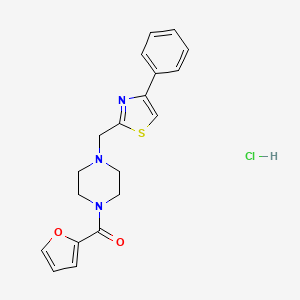 molecular formula C19H20ClN3O2S B2938539 1-(FURAN-2-CARBONYL)-4-[(4-PHENYL-1,3-THIAZOL-2-YL)METHYL]PIPERAZINE HYDROCHLORIDE CAS No. 1327646-09-2