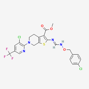 molecular formula C23H19Cl2F3N4O3S B2938736 Methyl 2-[({[(4-chlorobenzyl)oxy]amino}methylene)amino]-6-[3-chloro-5-(trifluoromethyl)-2-pyridinyl]-4,5,6,7-tetrahydrothieno[2,3-c]pyridine-3-carboxylate CAS No. 321430-40-4