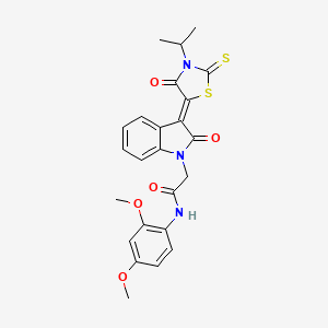 molecular formula C24H23N3O5S2 B2938756 N-(2,4-Dimethoxyphenyl)-2-[(3Z)-3-(3-isopropyl-4-oxo-2-thioxo-1,3-thiazolidin-5-ylidene)-2-oxo-2,3-dihydro-1H-indol-1-YL]acetamide CAS No. 617694-86-7