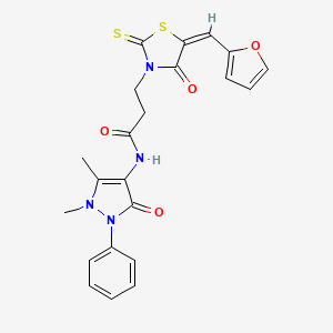 molecular formula C22H20N4O4S2 B2940239 (E)-N-(1,5-dimethyl-3-oxo-2-phenyl-2,3-dihydro-1H-pyrazol-4-yl)-3-(5-(furan-2-ylmethylene)-4-oxo-2-thioxothiazolidin-3-yl)propanamide CAS No. 682784-00-5