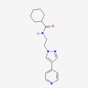 molecular formula C17H22N4O B2940723 N-{2-[4-(pyridin-4-yl)-1H-pyrazol-1-yl]ethyl}cyclohexanecarboxamide CAS No. 2034323-06-1