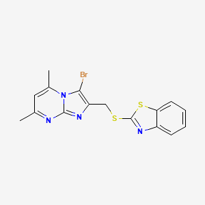 molecular formula C16H13BrN4S2 B2940870 2-(((3-Bromo-5,7-dimethylimidazo[1,2-a]pyrimidin-2-yl)methyl)thio)benzo[d]thiazole 