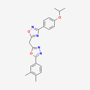 molecular formula C22H22N4O3 B2941287 5-{[5-(3,4-Dimethylphenyl)-1,3,4-oxadiazol-2-yl]methyl}-3-[4-(propan-2-yloxy)phenyl]-1,2,4-oxadiazole CAS No. 1251605-33-0