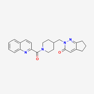 2-{[1-(quinoline-2-carbonyl)piperidin-4-yl]methyl}-2H,3H,5H,6H,7H-cyclopenta[c]pyridazin-3-one