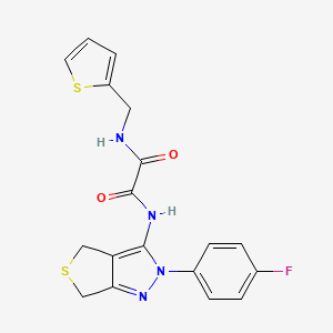 molecular formula C18H15FN4O2S2 B2945423 N-[2-(4-fluorophenyl)-2H,4H,6H-thieno[3,4-c]pyrazol-3-yl]-N'-[(thiophen-2-yl)methyl]ethanediamide CAS No. 899741-80-1
