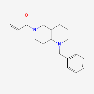 B2948620 1-(1-Benzyl-decahydro-1,6-naphthyridin-6-yl)prop-2-en-1-one CAS No. 2094353-16-7