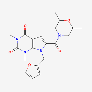 molecular formula C20H24N4O5 B2951371 6-(2,6-dimethylmorpholine-4-carbonyl)-7-(furan-2-ylmethyl)-1,3-dimethyl-1H-pyrrolo[2,3-d]pyrimidine-2,4(3H,7H)-dione CAS No. 1040655-43-3