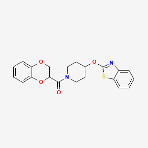 molecular formula C21H20N2O4S B2955587 (4-(Benzo[d]thiazol-2-yloxy)piperidin-1-yl)(2,3-dihydrobenzo[b][1,4]dioxin-2-yl)methanone CAS No. 1251564-93-8