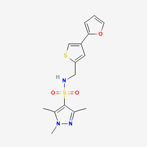 molecular formula C15H17N3O3S2 B2956329 N-[[4-(Furan-2-yl)thiophen-2-yl]methyl]-1,3,5-trimethylpyrazole-4-sulfonamide CAS No. 2379994-51-9