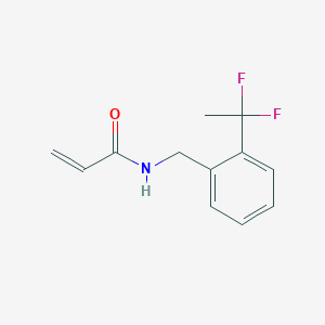 molecular formula C12H13F2NO B2956794 N-{[2-(1,1-difluoroethyl)phenyl]methyl}prop-2-enamide CAS No. 2361642-17-1