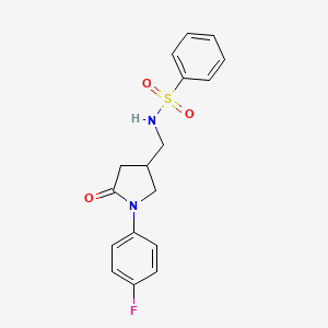 molecular formula C17H17FN2O3S B2957303 N-((1-(4-fluorophenyl)-5-oxopyrrolidin-3-yl)methyl)benzenesulfonamide CAS No. 955255-71-7