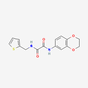 molecular formula C15H14N2O4S B2957436 N1-(2,3-dihydrobenzo[b][1,4]dioxin-6-yl)-N2-(thiophen-2-ylmethyl)oxalamide CAS No. 923090-46-4