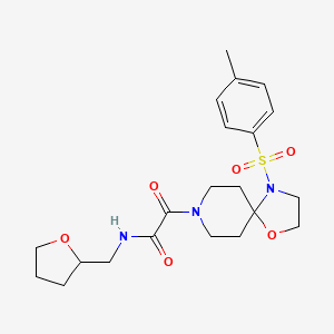 molecular formula C21H29N3O6S B2959802 2-氧代-N-((四氢呋喃-2-基)甲基)-2-(4-甲苯磺酰基-1-氧杂-4,8-二氮杂螺[4.5]癸-8-基)乙酰胺 CAS No. 903336-08-3