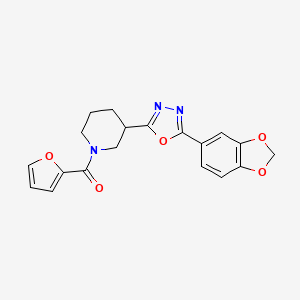 (3-(5-(Benzo[d][1,3]dioxol-5-yl)-1,3,4-oxadiazol-2-yl)piperidin-1-yl)(furan-2-yl)methanone
