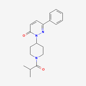 B2971662 2-[1-(2-Methylpropanoyl)piperidin-4-yl]-6-phenylpyridazin-3-one CAS No. 2379984-67-3