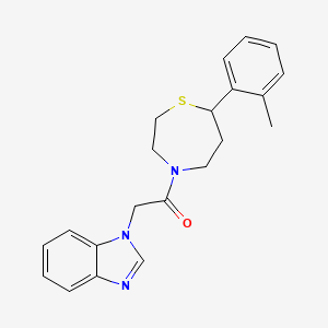 B2972146 2-(1H-benzo[d]imidazol-1-yl)-1-(7-(o-tolyl)-1,4-thiazepan-4-yl)ethanone CAS No. 1705758-28-6