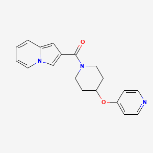 molecular formula C19H19N3O2 B2972501 2-[4-(pyridin-4-yloxy)piperidine-1-carbonyl]indolizine CAS No. 2034470-87-4