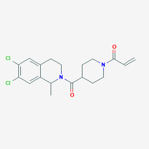 molecular formula C19H22Cl2N2O2 B2973367 1-[4-(6,7-Dichloro-1-methyl-3,4-dihydro-1H-isoquinoline-2-carbonyl)piperidin-1-yl]prop-2-en-1-one CAS No. 2361772-45-2