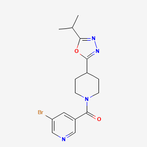 molecular formula C16H19BrN4O2 B2973377 (5-Bromopyridin-3-yl)(4-(5-isopropyl-1,3,4-oxadiazol-2-yl)piperidin-1-yl)methanone CAS No. 1209181-48-5