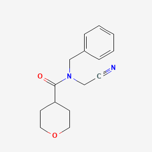 molecular formula C15H18N2O2 B2974723 N-benzyl-N-(cyanomethyl)oxane-4-carboxamide CAS No. 1797839-73-6