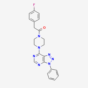 molecular formula C22H20FN7O B2976615 2-(4-fluorophenyl)-1-(4-(3-phenyl-3H-[1,2,3]triazolo[4,5-d]pyrimidin-7-yl)piperazin-1-yl)ethanone CAS No. 920218-73-1