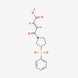 molecular formula C15H17NO5S B2977687 Methyl (E)-4-[3-(benzenesulfonyl)pyrrolidin-1-yl]-4-oxobut-2-enoate CAS No. 2411332-49-3