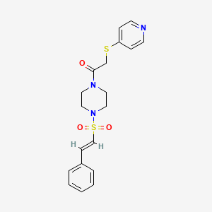 B2983371 1-[4-[(E)-2-phenylethenyl]sulfonylpiperazin-1-yl]-2-pyridin-4-ylsulfanylethanone CAS No. 1111451-85-4
