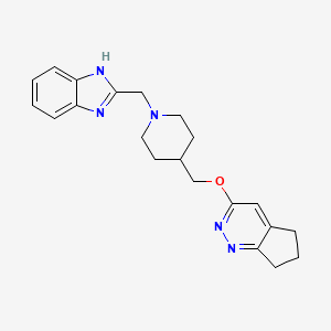 2-[[4-(6,7-Dihydro-5H-cyclopenta[c]pyridazin-3-yloxymethyl)piperidin-1-yl]methyl]-1H-benzimidazole