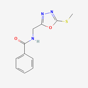 molecular formula C11H11N3O2S B2988586 N-{[5-(methylsulfanyl)-1,3,4-oxadiazol-2-yl]methyl}benzamide CAS No. 921129-97-7