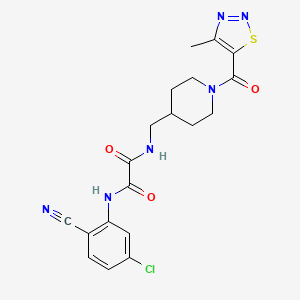 B2993546 N1-(5-chloro-2-cyanophenyl)-N2-((1-(4-methyl-1,2,3-thiadiazole-5-carbonyl)piperidin-4-yl)methyl)oxalamide CAS No. 1234891-50-9