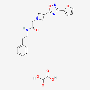 molecular formula C21H22N4O7 B2997914 2-(3-(3-(furan-2-yl)-1,2,4-oxadiazol-5-yl)azetidin-1-yl)-N-phenethylacetamide oxalate CAS No. 1428348-33-7