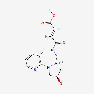 molecular formula C17H21N3O4 B2998212 Methyl (E)-4-[(4R,6R)-4-methoxy-2,8,14-triazatricyclo[8.4.0.02,6]tetradeca-1(10),11,13-trien-8-yl]-4-oxobut-2-enoate CAS No. 2411178-19-1