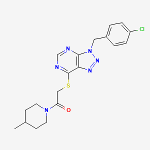 2-[3-[(4-Chlorophenyl)methyl]triazolo[4,5-d]pyrimidin-7-yl]sulfanyl-1-(4-methylpiperidin-1-yl)ethanone