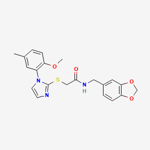 molecular formula C21H21N3O4S B2999964 N-(1,3-苯并二氧杂环-5-基甲基)-2-[1-(2-甲氧基-5-甲基苯基)咪唑-2-基]硫代乙酰胺 CAS No. 893382-92-8