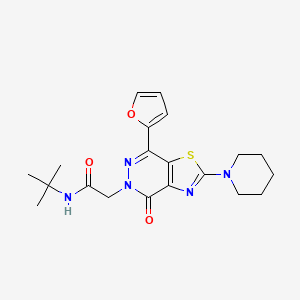 N-(tert-butyl)-2-(7-(furan-2-yl)-4-oxo-2-(piperidin-1-yl)thiazolo[4,5-d]pyridazin-5(4H)-yl)acetamide