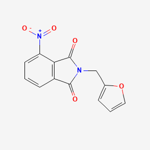 molecular formula C13H8N2O5 B3000724 2-(2-furylmethyl)-4-nitro-1H-isoindole-1,3(2H)-dione CAS No. 667446-41-5