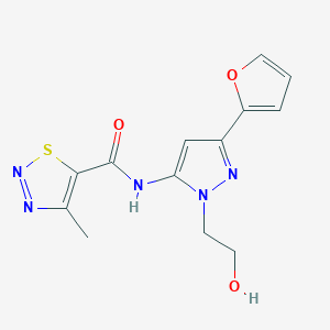 molecular formula C13H13N5O3S B3000976 N-(3-(furan-2-yl)-1-(2-hydroxyethyl)-1H-pyrazol-5-yl)-4-methyl-1,2,3-thiadiazole-5-carboxamide CAS No. 1219905-35-7
