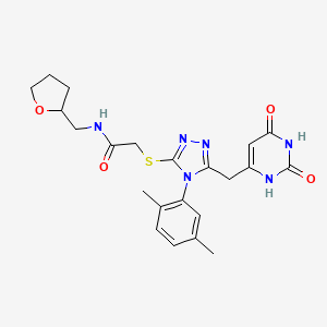 molecular formula C22H26N6O4S B3001201 2-{[4-(2,5-dimethylphenyl)-5-[(2,6-dioxo-1,2,3,6-tetrahydropyrimidin-4-yl)methyl]-4H-1,2,4-triazol-3-yl]sulfanyl}-N-[(oxolan-2-yl)methyl]acetamide CAS No. 852048-42-1